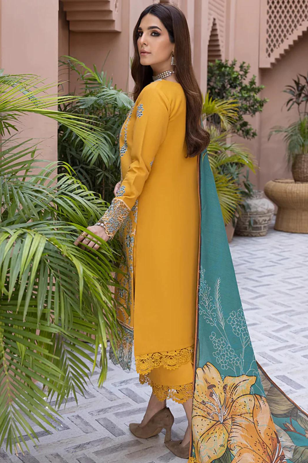 3PC Embroidered IR0018