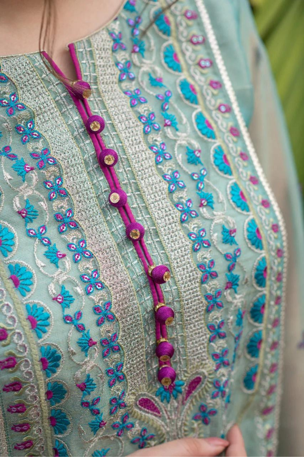 3PC Embroidered IR0017