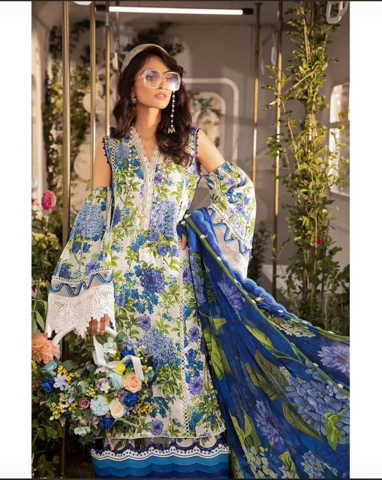 PRINTED 3PC LAWN PRINTEDDRESS WITH LAWM PRINTED DUPATTA  IR-5