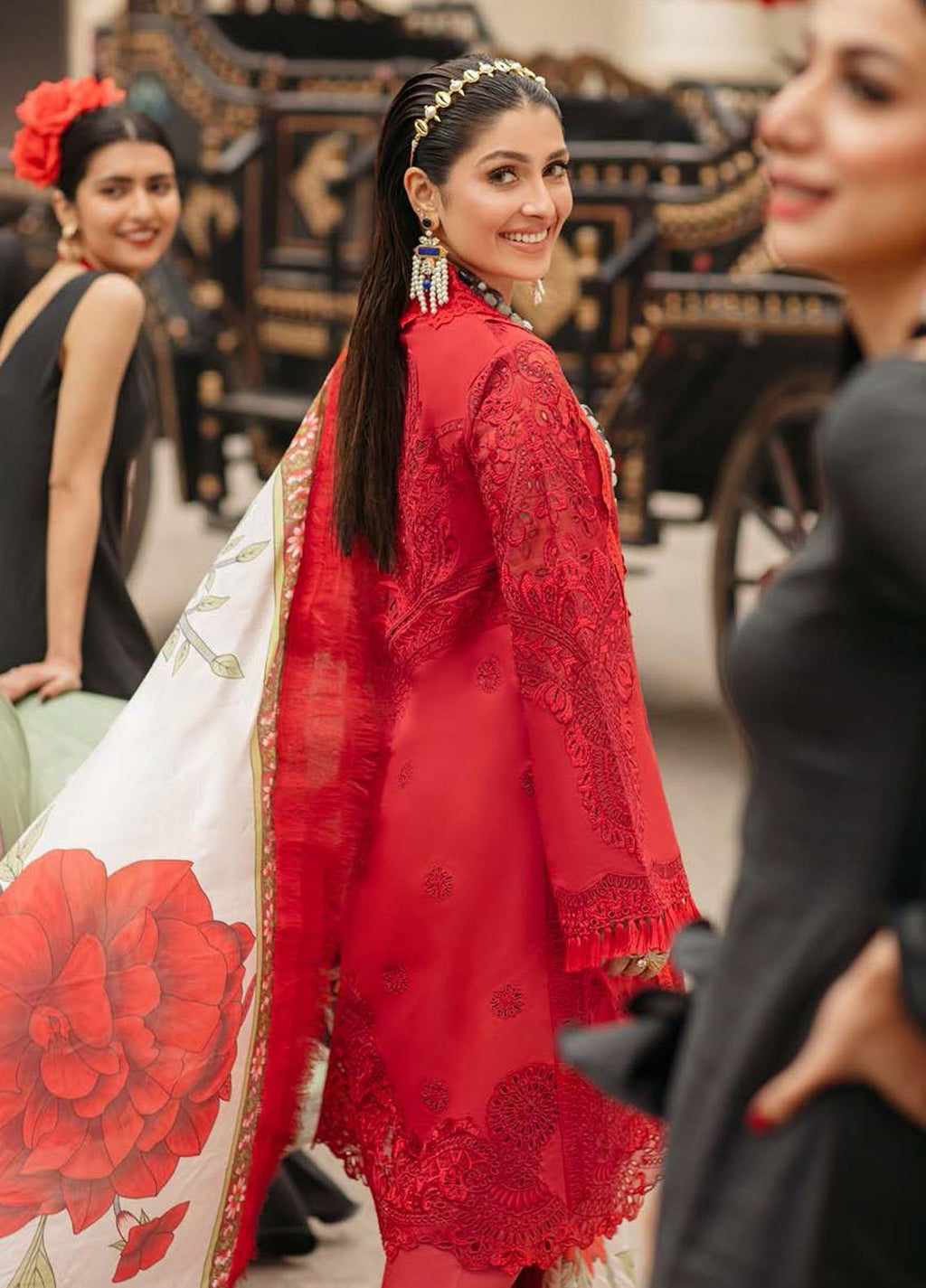 Mushq Embroidered Karandi Suits Unstitched 3 Piece MQ332FDV MSL23-05